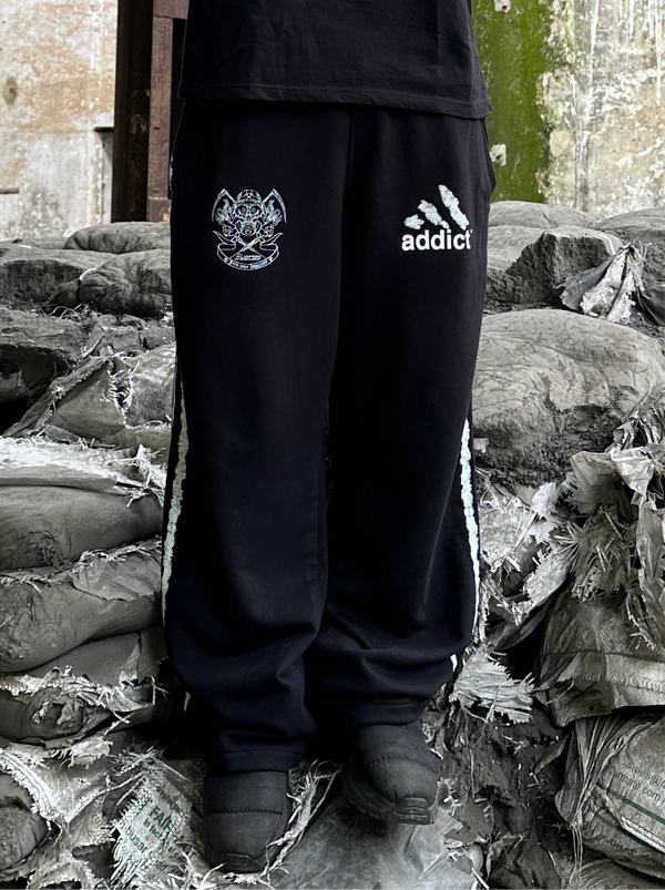 Addict Sweats